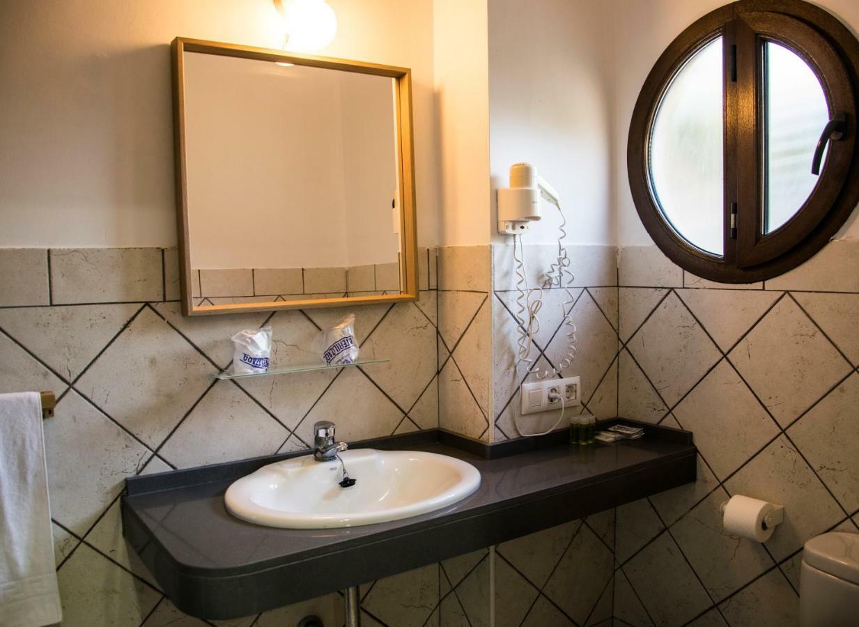Hotel Mariantonia チクラナ・デ・ラ・フロンテーラ エクステリア 写真